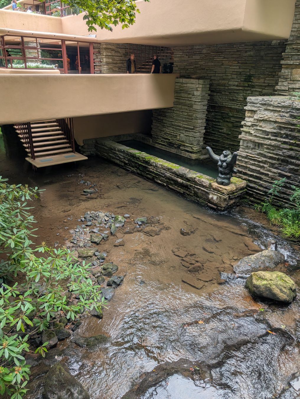 Photo of Fallingwater from the outside